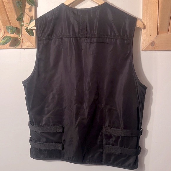 Urban Outfitters vest - Picture 2 of 7